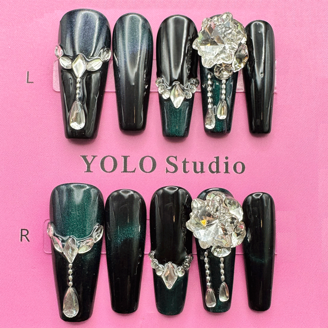 YOLO 08 Silver Glistening Grace Reusable Press-ON Nails