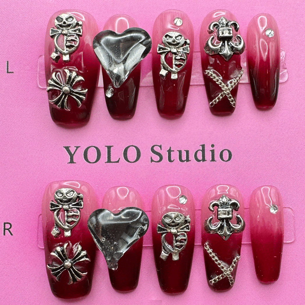 YOLO 15 Queen Of Hearts Reusable Press-ON Nails