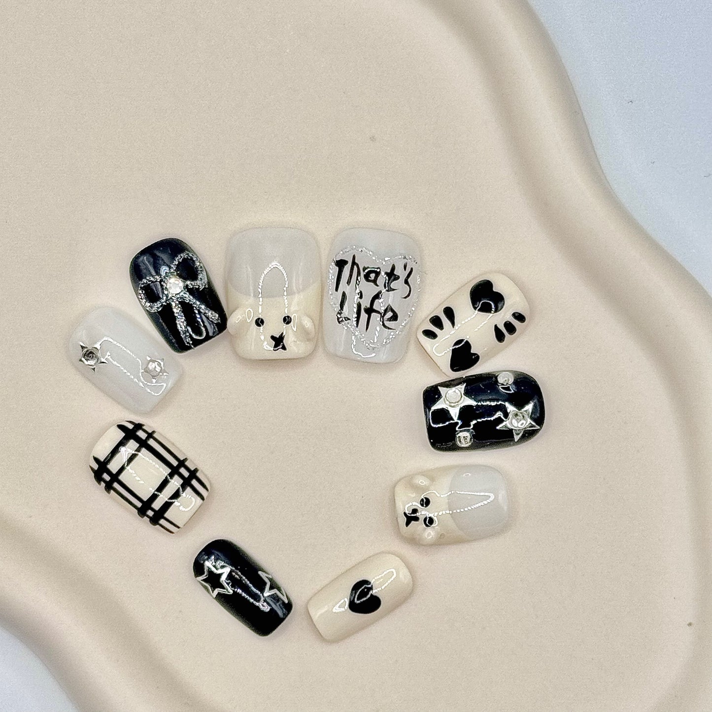 YOLO 22 Puppy Love Reusable Press-ON Nails